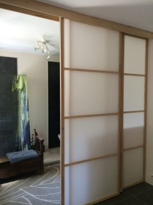Cloison coulissante dans un gîte