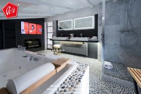 Cloison japonaise dans une salle de bain